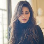 Aparna Dixit Instagram – Be at peace knowing you have a good heart and pure intentions.
Keep it intact not for anyone else but for your own self. 
🤍
.
.
.
📷 @sudopicia 
HMU @makeupstorybyroma
