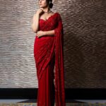 Aparna Dixit Instagram – Laal Ishq❤️

Shoot concept & creative Direction: 
@thebridesofindia @mansidhanak
Hair by: @makeupbypompy
Makeup by: @mallika_bhat
Makeup products:
@Nourrbymallikabhat
On set styling: @stylebysugandhasood
Location: @westinmumbaipowai
Outfit: @Premyabymanishii
Jewellery: @rimayuO7
Photography by: @harshphotography11
Production: @mansidhanak @vinavb @mehtaakshit @revurgeofficial

#Thebridesofindia ❤️🧿✨✨ The Westin Mumbai Powai Lake