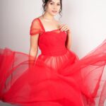 Aparna Dixit Instagram - For Lokmat most stylish awards 2023 ✨ . . Outfit @datetheramp Styled by @yourstylistforever Outfit PR @littlepuffsofhappiness Earrings @putstyle07 Makeup @smitartist Hair @nidhiiigada Clicked by @sagarfilms194 Studio @s3.mumbai