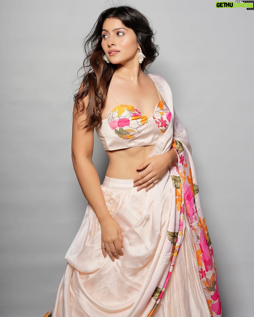Aparna Dixit Instagram - Mumbai, Maharashtra