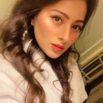 Aparna Dixit Instagram - Selfies >>>>> Felt cute might delete later.