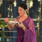 Aparna Dixit Instagram - ✨🪔 शुभ दीपावली 🪔✨ Outfit @sheelasuthar.in PR @mad.micron_ Styling @littlepuffsofhappiness @_vaishnavii.3011