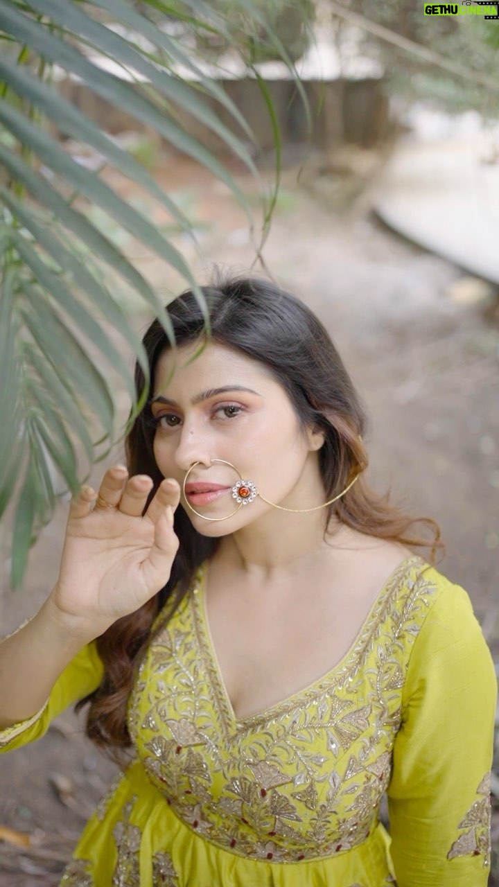 Aparna Dixit Instagram - Your Diwali treat πͺπͺ Wishing you all a very Happy Diwali Outfit @houseofsupriya X @consult_shalika Stylist @styling.your.soul HMU @makeupstorybyroma Captured by @rohitgaikwadfilms #happydiwali