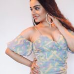 Apoorva Arora Instagram - 🏖️ ☀️