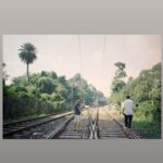 Apoorva Arora Instagram - फ्रॉम कोलकाता, विद लव फ्रॉम कल के आये लौंडे & co #shotonfilm 1- Everything is Ballygunge 2- My uncles discussing my meal timings so I can be fed before getting cranky 3- Sheru & Bhabhi 4- Princes Ghat one morning 5- Billo Rani 6- Jungle paani scenes @ Princep 7- Indian Coffee House 8- Everything is Ballygunge pt 2 9- Billo Rani pt 2 10- Pandal no. 4 Kodak Gold 200 Yashica T2 Developed by @zhenwei.film Kolkata