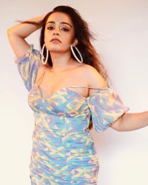Apoorva Arora Instagram - 🏖️ ☀️