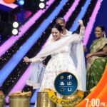 Archana Chandhoke Instagram - Vetta aarambikuthu 7 maniku.. 🔥 Saregamapa Lil Champs | Dedication Round | Saturday and Sunday at 7pm. #SaregamapaLilChamps3 #SaregamapaLilChamps #Abhirami #Saindhavi #SriNivas #VijayPrakash #Archana #Snehan #SathishAndBand #ZeeTamil