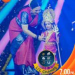 Archana Chandhoke Instagram - Adade நம்ம குட்டி Angel...!!!😍 Saregamapa Lil Champs | Devotional Round | Saturday And Sunday at 7pm. #SaregamapaLilChamps3 #SaregamapaLilChamps #Abhirami #Saindhavi #SriNivas #Mano #Archana #SathishAndBand #ZeeTamil