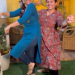 Archana Chandhoke Instagram – GenZ kum tough kuduppom, enga Gen eh thooki veppom…eppudi? 🤣🤣🤣

#dance #dancer #dancersofinstagram #kaavaalaa #tamil Chennai, India