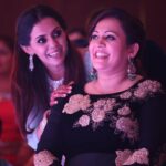 Archana Chandhoke Instagram – Wedding vibes! ❣️ 
The sangeet was a lot of dancing and ❤️.. here’s a quick snippet !!

@aanchalchandhoke @deepakbhatia93 @anita_chandhoke @zaaravineet.offl