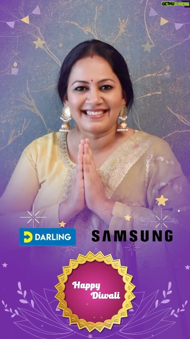 Archana Chandhoke Instagram - டார்லிங் மற்றும் சாம்சங் இணைந்து வழங்கும் தீபாவளி டமால் ஆஃபர்கள்!🎉 . உங்கள் அபிமான டார்லிங்-ல் அர்ச்சனா போலவே நீங்களும் சாம்சங் மொபைல் வாங்கி பல நிச்சய பரிசுகளை வெல்லுங்கள்! ✨📱🎁 . Buy a Galaxy device and get exciting Gifts . - Daily Prizes : Travel Adaptor / Wired Headphone / A03 Core every day - Weekly Prize : Galaxy A54 every week - Bumber Prize : Galaxy ZFold5! . Valid from Nov 3 to Nov 19 . Get yours now! Visit our nearest showroom or call +918220864444 . Image simulated for representational purpose only. Colour subject to availability. T&C apply. *The mentioned offer is applicable only at select stores in the State of Tamil Nadu. Offer valid only on purchase of select Samsung Galaxy Smartphones / Tabs/Wearables/Book3 Series /Book2 Series priced ` 10000 (inclusive of taxes) and above and activated between 03 Nov’23 and 19 Nov’23. Customer to scan the QR code and fill in the required details to participate. Assured gift offer is applicable for first 8000 customers only. Handling charges will be applicable for assured gifts. Reach out to dealer for more details on the applicability of the offer. The said offer/assured gifts/prizes are subject to change without any prior notice. Gift tax applicable on all gifts as per government policy. For more details, please visit: https://www.samsung.com/in/offer/regional-promo-2023/.^EMI Offer may be revised or withdrawn without prior notice. All third party logos/ marks shown are registered/owned/licensed logos/ marks of respective brand owners.