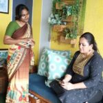 Archana Chandhoke Instagram - காவிரி பிரச்சனைக்கு குரல்கொடுத்த Arnold| AAA | Season -2 | EP 08 Ft @archanachandhoke @usha_arasu Concept @nithya.ravindran Script @dineshkmathesh Direction @mirchi_dq Camera @vineeshjohn @dpk__deepak_ SFX @imsvijay Subtitles @usha_arasu Edit @dpk__deepak_ #reels #instareels #1minwebseries #funnyreel #love #funnyvideos #comedyvideos #webseries #husbandandwife
