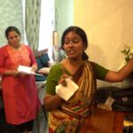 Archana Chandhoke Instagram - தங்கத்தை உருக்க போறாங்களே| AAA | Season -2 | EP 06 Ft @archanachandhoke Ft @usha_arasu Concept @nithya.ravindran Script @dineshkmathesh Direction @mirchi_dq Camera @vineeshjohn @dpk__deepak_ SFX @imsvijay Subtitles @usha_arasu Edit @dpk__deepak_ #reels #instareels #1minwebseries #funnyreel #love #funnyvideos #comedyvideos #webseries #husbandandwife