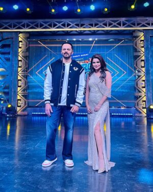 Archana Gautam Instagram - Meri Khatron ke Khiladi season 13 ki journey bhut kamal ki thi , I enjoyed and thank you so much my all fans and @colorstv or @itsrohitshetty sir yeh aapke pyaar ke Bina Adhuri thi 🙏🏻🙏🏻🙏🏻 
Styling by - @stylebysaachivj 
Makeup & Hair - @abhishekindu 
Outfit: @estrella_luxurycouture
Jewellery: @azotiique 
Team: @sanzimehta777  @styledbynikinagda