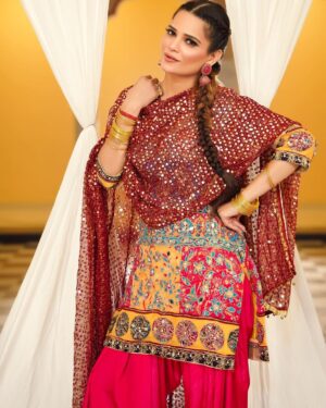 Archana Gautam Instagram - Suit suit jachata 🫶🏻❤️ #archanagautam #punjabi #punjabisongs #punjabisuits #punjabikudi 
Photo edit by - @rahuleditingstudio