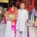 Archana Gautam Instagram – Happy Father’s Day Papa @samrat.gautam.budh 🙏🏻🙏🏻🙏🏻 
Har kamyabi ki pehle seedhi Pita se shuru hogi hai , thank you so much papa ki aapke support se yha tak pahuchi 🤗🤗🤗 love you papa Chintapurni