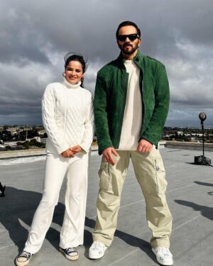 Archana Gautam Instagram - Khatro ke Khiladi 13 ( Jab sath ho boss toh khatro se kyu dare bhaiya ) … @itsrohitshetty 

Outfit @pankhclothing 
Styled by @stylebysaachivj 
Team @sanzimehta777 @styledbynikinagda #kkk #kkk13 #khatrokekhiladi #khatrokekhiladi13 #rohitshetty