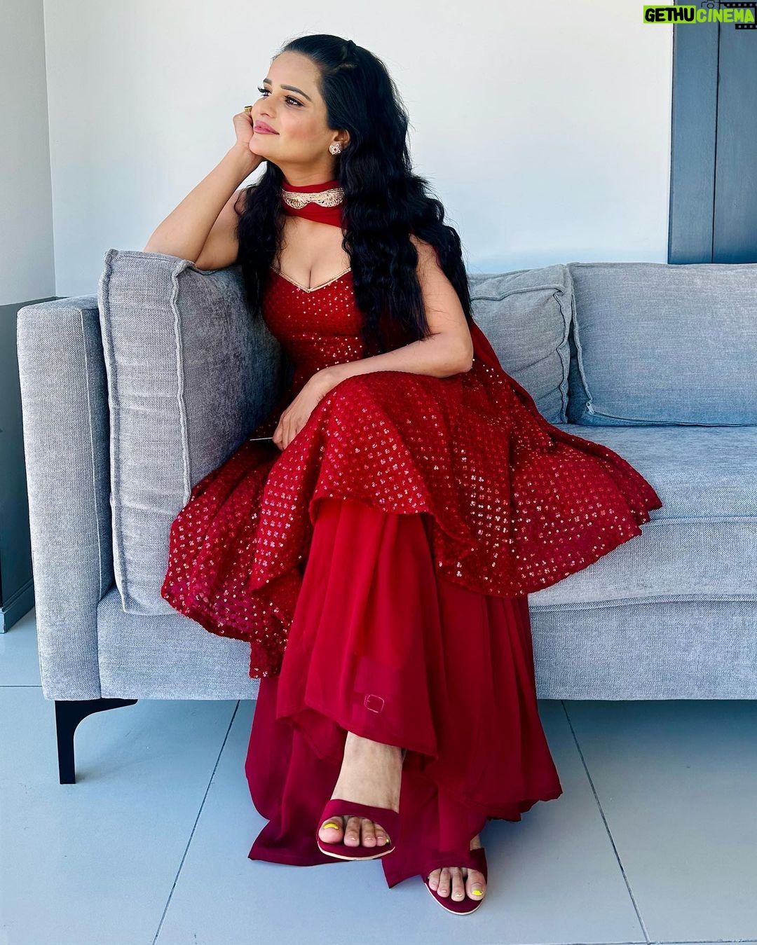 Archana Gautam Instagram - Indian look by @byutify.in Jewellery by - @pastel_pearls_jewellery #archanagautam #fashion #style #stylish #love #cute #photooftheday #nails #hair #beauty #beautiful #instagood #love #followback #instagramers #tweegram #photooftheday #20likes #amazing #smile #follow4follow #like4like #look Bo-Kaap, Cape Town