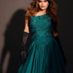 Archana Gautam Instagram – मुझे फैशन से प्यार है और मैं इसी से खुद को एक्सप्रेस करती हूं।” – 
Photography by – @praveenbhat 
Styling by – @sheltun_khumhring 
Makeup & Hair by – @shekharghoshofficial India