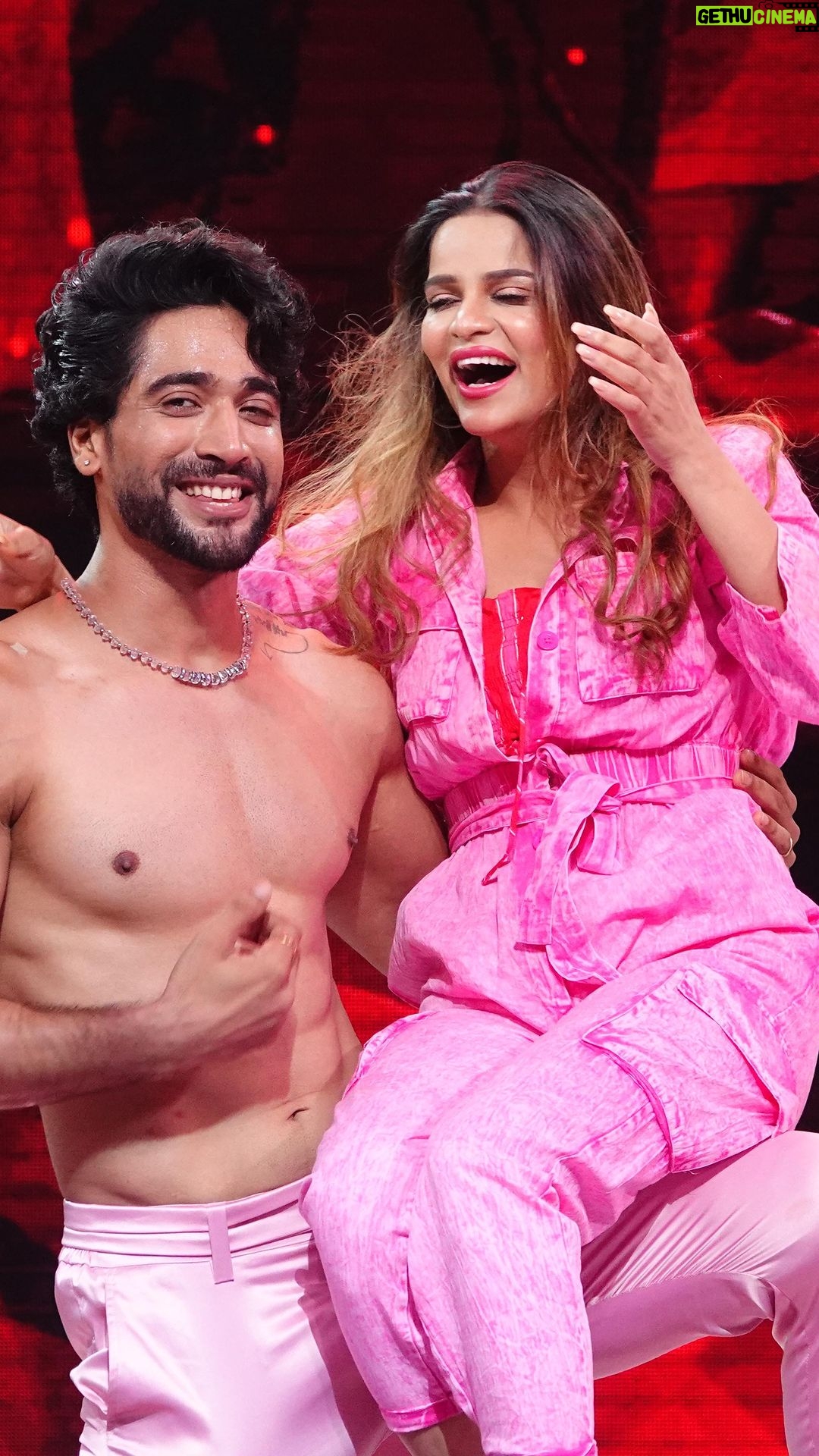 Archana Gautam - 184.2K Likes - Full video with none other than @archanagautamm
What a beautiful soul you are.
@colorstv #entertainmentkiraathousefull
Bohot maza aya aapke saath perform karke!! 🫶🏽🫶🏽🫶🏽🫶🏽
