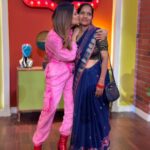 Archana Gautam Instagram – First time mummy #entertainmentkiraathousefull mein aayi hai , thank you so much mummy @sunita_gautam05 @colorstv @gulshanofficial06 India