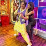 Archana Gautam Instagram - Dadi ke sath masti 😎 wo bhi Big Buzz mein 😂 @krushna30 #archanagautam Mumbai, Maharashtra