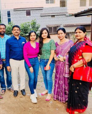 Archana Padhi Instagram - Had to meet @dr_archu._padhi di in bargarh as i am in sambalpur for two days❤️🥰
And had lots of talk🤭❤️
.
.
#sambalpur #archanapadhi #jyotirmayeenayak #meet #talk #bargarh #fyp #fypシ #explore