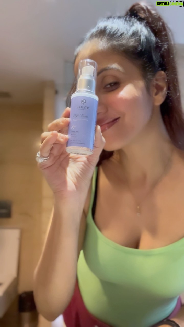 Archana Singh Rajput Instagram - Night cream - nourish your skin & stay youthful with Bioever Anti ageing night cream. - enrich with matrixyl 3000 , niacinamind & ceramide complex boost collagen and delays wrinkle to keep your skin soft and youthful. Buy - www.bioeverdotin amazon , filpkart. #bioeverindia #nightcream #nightcare #nightskincareroutine #antiageing #wrinkle #wrinklefree #darkspot #unevenskin #matrixyl #matrixyl3000 #niacinamide #ceramide #ceramidecomplex #moisturizer #hydrate #peptide #nykaa #nykaabeauty #jiomart #ajio #amazon #filpkart #tira #beauty Mumbai - मुंबई