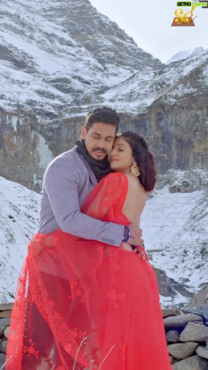 Archana Singh Rajput Instagram - “Tumse Pyaar Hai” Song out Ft. @s.shubham7000 & @rajput_archanasingh Director - @bajrangbadshah Choreographer - @iamrsk_9 SONG - TUMSE PYAAR HAI DIRECTOR - BAJRANG BADSHAH FEATURING - S.SHUBHAM & ARCHANA SINGH RAJPUT SINGER - @s.shubham7000 LYRICIST & COMPOSER - S.SHUBHAM MUSIC DIRECTOR - BAJRANG BADSHAH MUSIC PRODUCTION & ARRANGEMENTS - @sandeepmitraofficial RECORDED AT KRISHNA AUDIO GOREGAON @krishnaaudio @aamirshaikh2095 MIX AND MASTERED - @uddipansharma_ CHOREOGRAPHER - @iamrsk_9 MOTION POSTER - @pixelforestfilmstudio POSTER - Prathamesh EDIT - @mn2.bhatiya MAKE UP & HAIR STYLE- @glitterbytabrezkhan DRONE - PRINCE (KULLU - MANALI) ASSISTANT DIRECTOR - RAHUL KAMBLE ASSISTANT CHOREOGRAPHER - @iamlaxmidaslee ART DIRECTOR - RAJ GHOIL #tumsepyaarhai #sshubham #archanasinghrajput #newsong #newromanticsong #reels #rsk Mumbai, Maharashtra