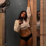 Archana Singh Rajput Instagram - "Believe in your #mirrorselfie. . . #style #love #passion #cute #girl #fashioninsta #beauty #blogger #instapic #instadaily #instagood #instalike #archanasinghrajput #instagram#music #gratitude #actress #model #mumbai #india @rajput_archanasingh India