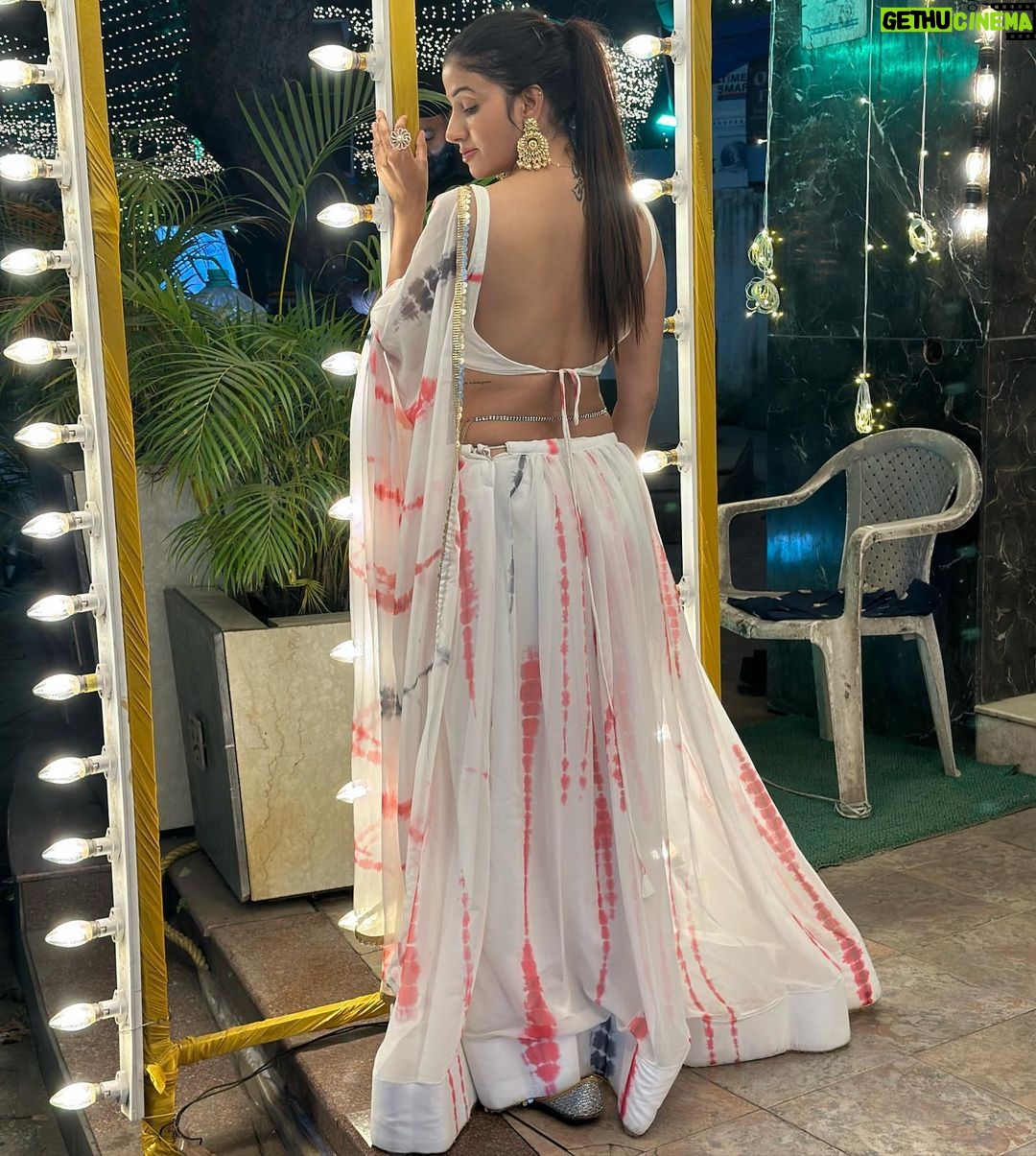 Archana Singh Rajput Instagram - “Shine is my favorite color” Mumbai - मुंबई