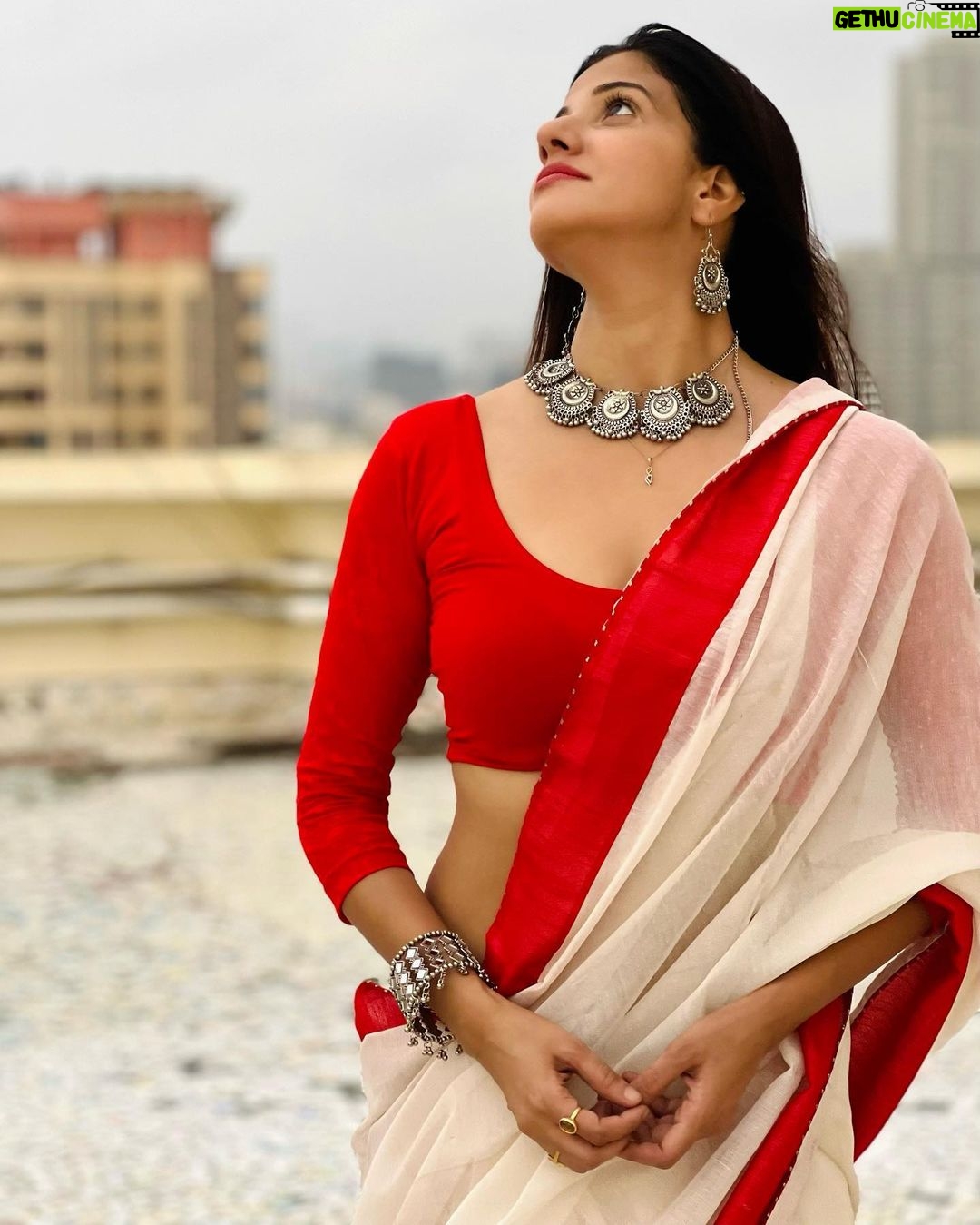 Archana Singh Rajput Instagram - ❤️ #ganapati #festival #india #ethinicwear #traditional #instamood #instagood #follow #comment #shoutout #iphoneography #contests #photo #instadaily #igaddict #photooftheday #pics #insta #picoftheday Mumbai - मुंबई