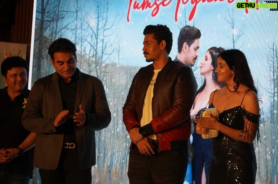 Archana Singh Rajput Instagram - My new album launch “tumse pyar hai” Melodious music memorable people 😊 Link in bio👆🏾 Thx for coming n blessing us Arbaaz khan sir and Ali Asgar sir it was really nice meeting with you all♥️😊 Nd congratulations to my entire team. @arbaazkhanofficial @kingaliasgar @soulglitzz @s.shubham7000 @rajput_archanasingh @bajrangbadshah @iamrsk_9 @iamlaxmidaslee @facestoriesbytabrezkhan Outfit: @boylondonindia @sureshganeshaofficial Makeup nd hair: @makeupbybablu @nainamakeupstudio Mumbai - मुंबई