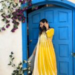 Archana Singh Rajput Instagram - इश्क़ नाज़ुक-मिज़ाज है बेहद अक़्ल का बोझ उठा नहीं सकता 🌸🌸🌸 Mumbai - मुंबई