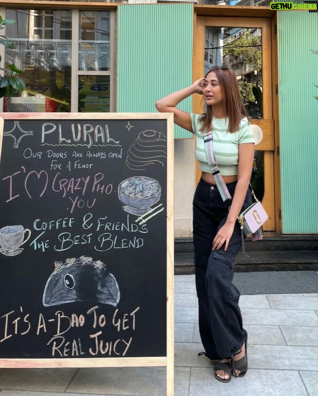 Ariah Agarwal Instagram - Iโm single because God isnโt ready to share me yet ๐๐
. . . Pampering Photohrapher @meghasamor #ariahagarwal #ariahlove KalaGhoda