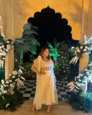 Ariah Agarwal Instagram - Wearing @kosha.couture for Indian Gatsby #adusheartgoesboom 
.
.
.
Pushkar, Rajasthan.
