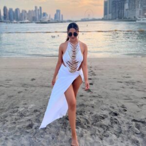 Ariah Agarwal Instagram - Beach day in @kairesortwear 🏝️👙☀️
.
.
.
#kairesortwear #dubai #palmjumeirah #ariahlove