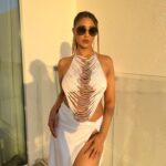 Ariah Agarwal Instagram - Beach day in @kairesortwear 🏝️👙☀️ . . . #kairesortwear #dubai #palmjumeirah #ariahlove FIVE Palm Jumeirah Dubai