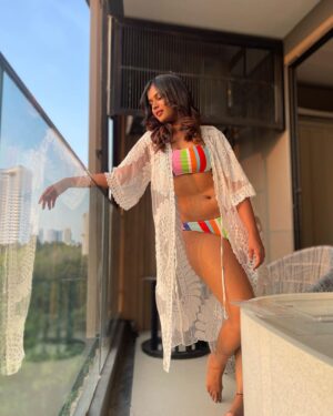 Ariyana Glory Instagram - Now’s the Time.
You Have the Potential, so…
Don’t Get Trapped in Your Own Closed Mind and…
Don’t Fear Failure or What Others Think, but…
Be Curious and…
Be Different , That’s How I Think 

#ariyanaglory #ariyana