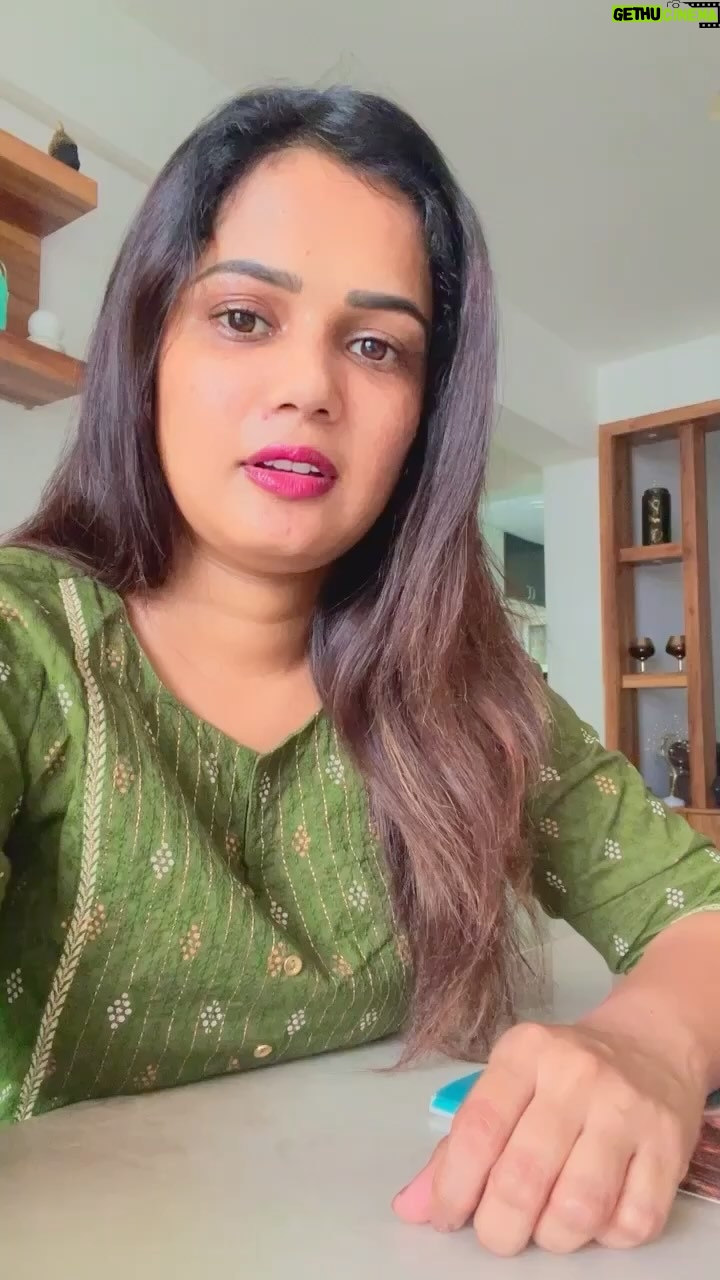 Ariyana Glory Instagram - We can understand Amar @amardeep_chowdary , don’t worry 😘