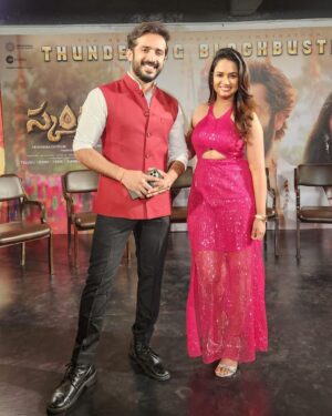 Ariyana Glory Instagram - Congratulations to the team #skanda on the Cult Success 
#skanda success interview

Costume @firoz_design_studio