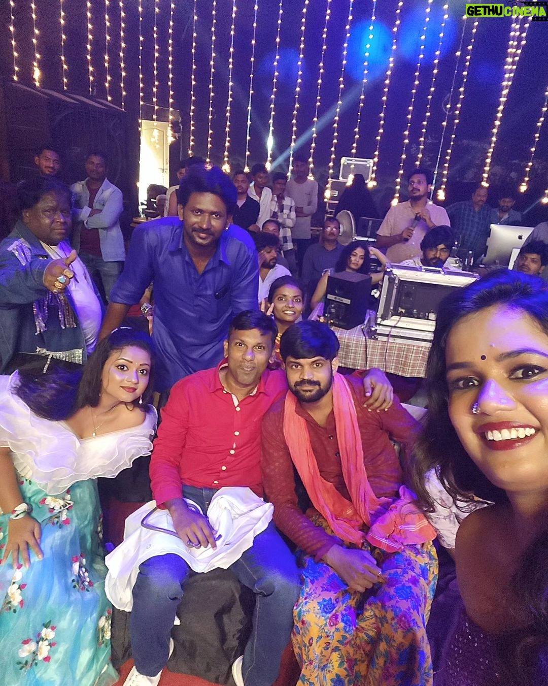Ariyana Glory Instagram - Excited about Telugu Medium ISchool on zee Telugu π Launch event π @sunnyleone @anchorravi_offl @faima_patas @maheshvitta @mahesh_achanta Costume @firoz_design_studio Accessories styled by @harinireddym π