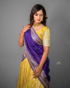 Ariyana Glory Instagram - #ariyana #ariyanaglory Costume @mangai_collections Jewellery @yuvi_collections Makeover by @vitta_makeovers Captured by @mr_swamy_model