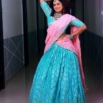 Ariyana Glory Instagram - 💓💓 #ariyana #ariyanaglory Styling @harinireddym Outfit @sravanimandali.official Jewellery @fashioncurvee Captured by Rainbow pics ,Karimnagar
