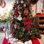 Arya Instagram - Hello guyyyzzz… Here are some very unique Christmas stores in Cochin to get all your Christmas decor sorted!!! Me being an absolute Christmas decor fanatic loved these spots , hope you guys do as well … Store no 1: @joannshomestyle , Panampilly Store no 2: @artofbloomchristmastore , mg road Store no 3: @wudapple , Jawahar nagar Store no 4: @kurianskurios , vazhakala #christmasdecor #christmas #2023 #festive #favtimeoftheyear #santa #winter #homedecoration