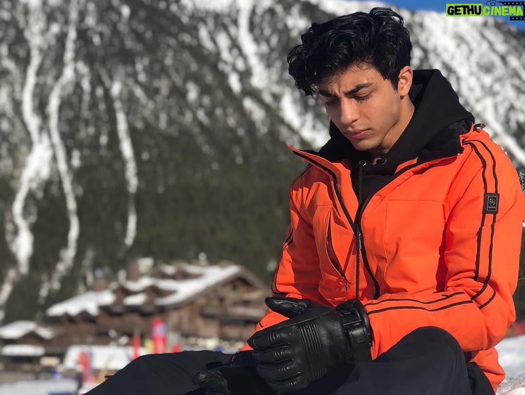 Aryan Khan - 1.5 Million Likes - Narcos