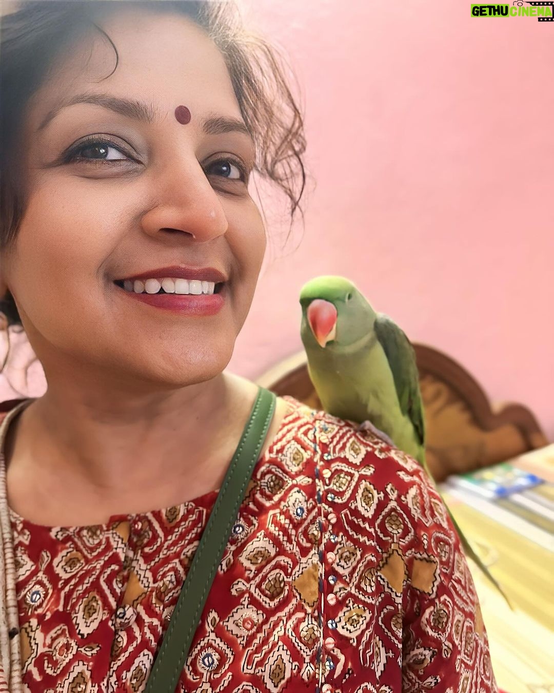 Aseema Panda Instagram - Happiest Birthday to the best ever person I’ve ever met in the entire the world. 🌍 I love you so much mummmaa … l😘😘😘 @ritanjalipattnaikray 🎂🎊❤️