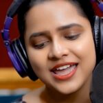 Aseema Panda Instagram – #JhumTaNaNa listen to this beautiful song available on @akoomusicofficial Yt channel in the voice of @mantuchhuria n our sweet Di @aseema_panda .This latest song is So beautifully Penned n Composed by @_sambit_musical .Do check out this one n enjoy…