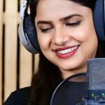 Aseema Panda Instagram - " ଏତେ ଭଲ୍ ପାଏମି ତୋତେ " Listen n enjoy this beautiful Sambalpuri Song is available on @agirifilms Yt channel in the voice of @humanesagar_official Bhai n our sweet Di @aseema_panda with the wonderful compositions of @jnpadma n So beautifully Penned by @lyricist_dilip_singh .Do check out this one n Make REELS with this 🎶.