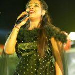 Aseema Panda Instagram - 🖤🫶🏻🥰 (@aseema_panda mam😍) #aseemapanda #aseema_panda #singer #odiasinger #stageshow #post #instagram #odisha #india